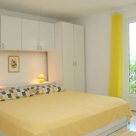 - Perna 4542c * Kuciste