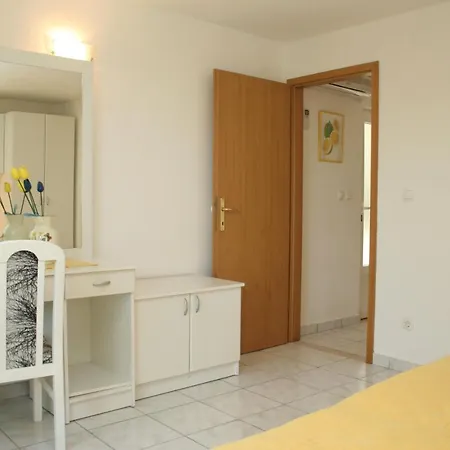 Apartamento - Perna 4542c *