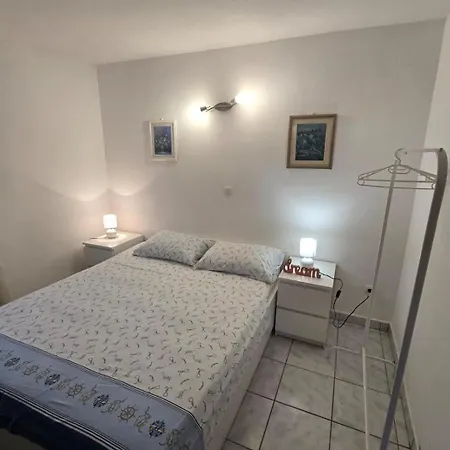 Apartamento - Perna 4542c *