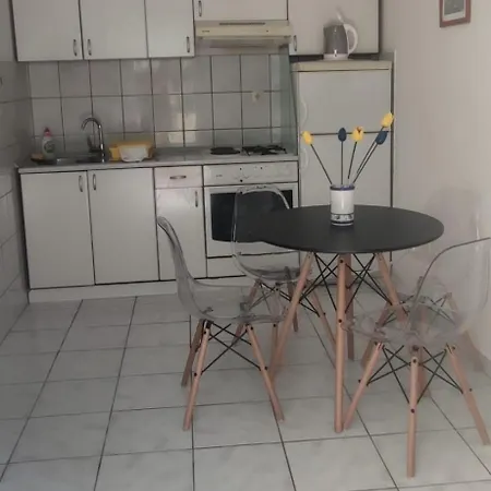 - Perna 4542c Apartman Kučište